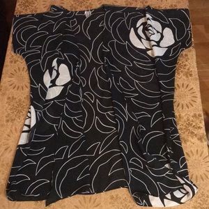 Sheer rose patterned top- one size